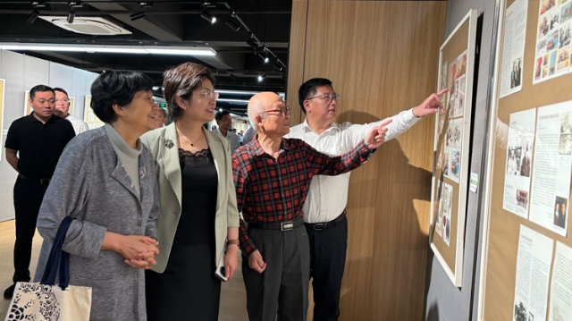 2000余幅速寫(xiě)畫(huà)作描繪藝術(shù)人生！沈啟鵬速寫(xiě)作品展暨新書(shū)首發(fā)式舉行